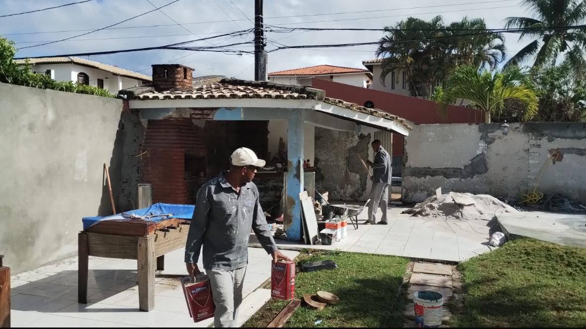 Gourmet antes — demolição em andamento