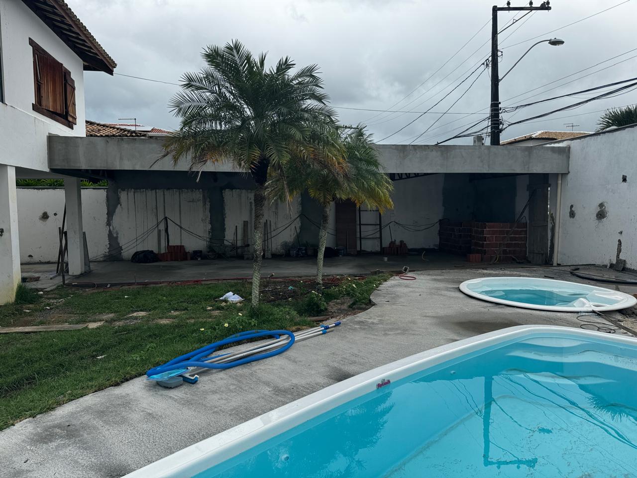 Execução — piscinas e spa instalados